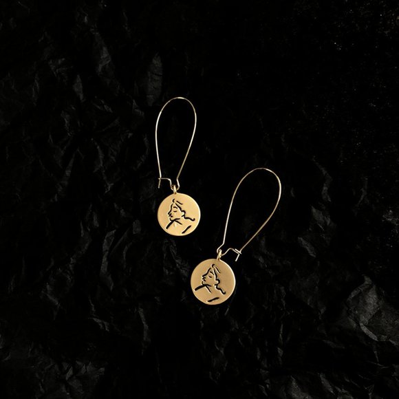 Art Face Hook Earrings - Picture 5 of 8